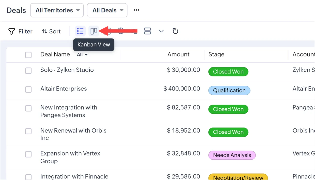 Zoho CRM Deals list view with an arrow pointing to the Kanban View icon